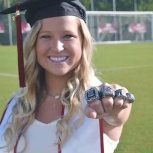 Meet your Posher, Lauren